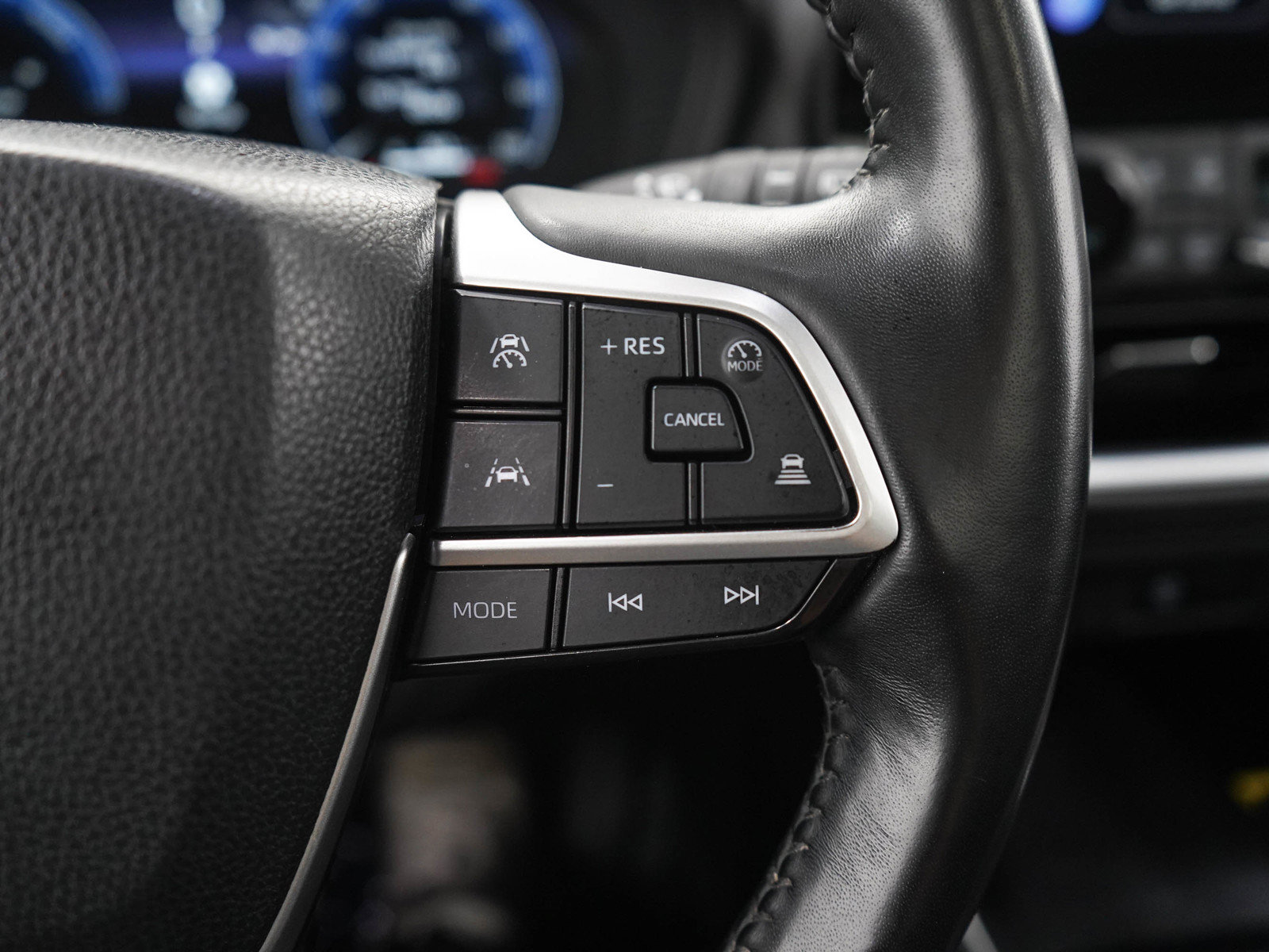 Used 2024 Toyota Grand Highlander AWD Hybrid image 27