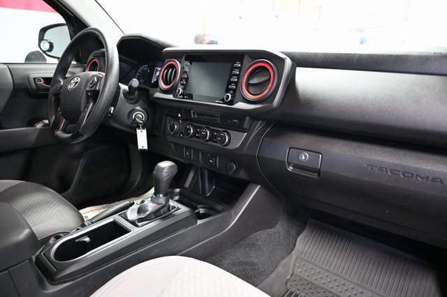 Used 2022 Toyota Tacoma SR image 14