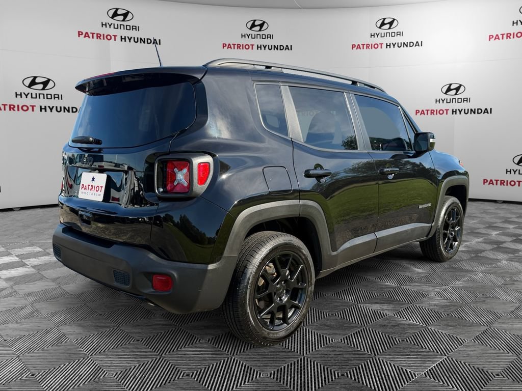 Used 2020 Jeep Renegade Altitude AWD/4WD image 3