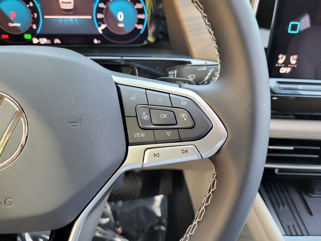 New 2025 Volkswagen Atlas SE FWD image 23