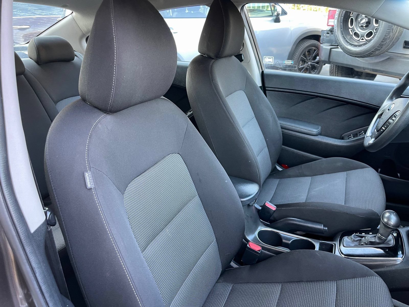 Used 2017 Kia Forte LX FWD image 21