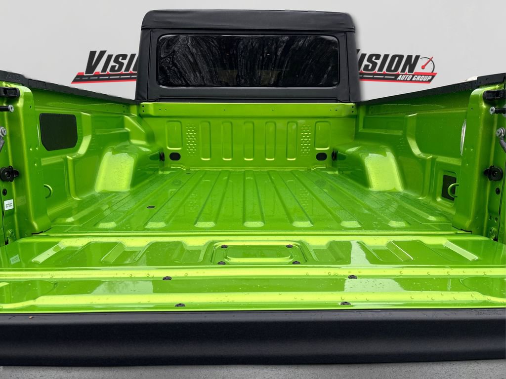 New 2025 Jeep Gladiator Sport image 11