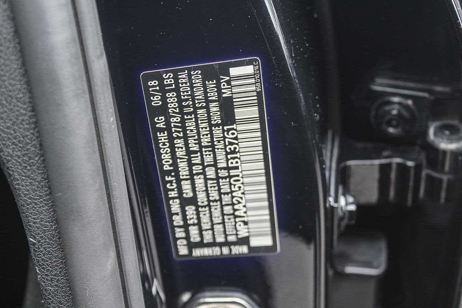 Used 2018 Porsche Macan Sport Edition AWD/4WD image 39