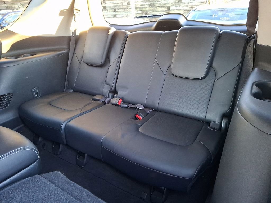 Used 2016 INFINITI QX80 Base image 8