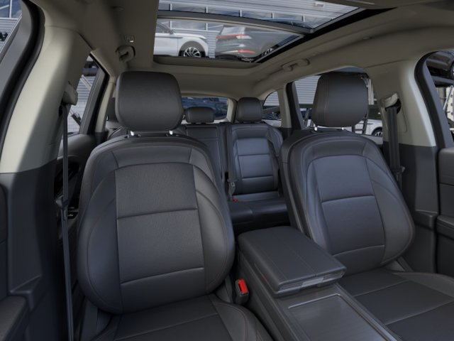 New 2026 Lincoln Nautilus Premier w/ Equipment Group 102A AWD/4WD image 12