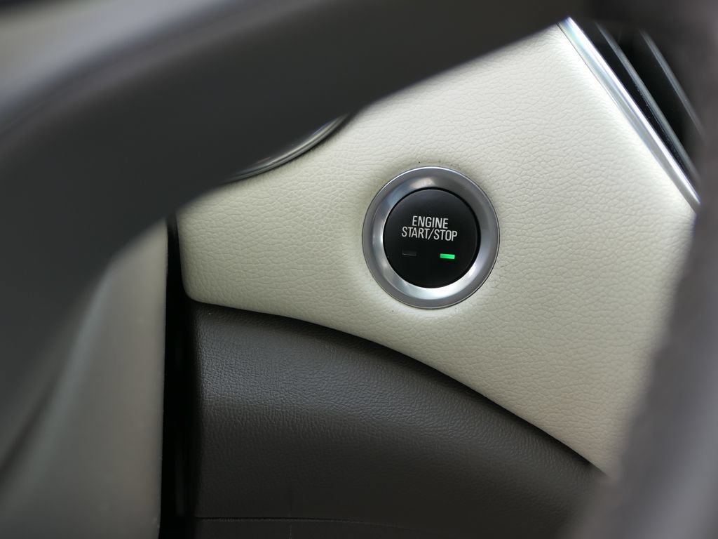 Used 2024 Chevrolet Malibu LT FWD image 15