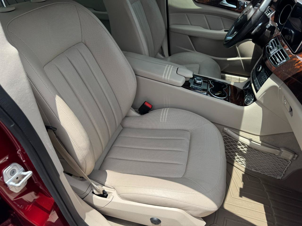 Used 2018 Mercedes-Benz CLS 550 4MATIC image 32