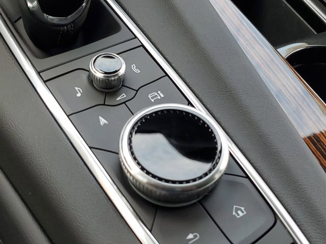 Certified 2024 Cadillac Escalade ESV Premium Luxury RWD image 20