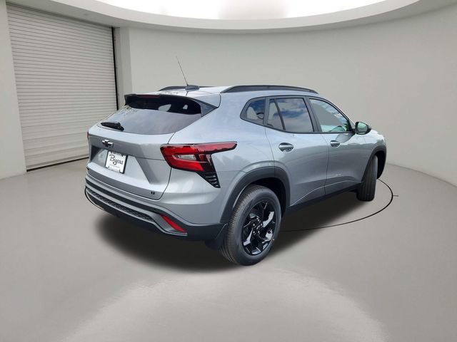 New 2026 Chevrolet Trax LT w/ Driver Confidence Package FWD image 7