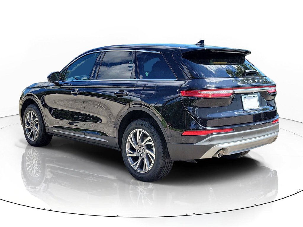 Certified 2023 Lincoln Corsair FWD image 4