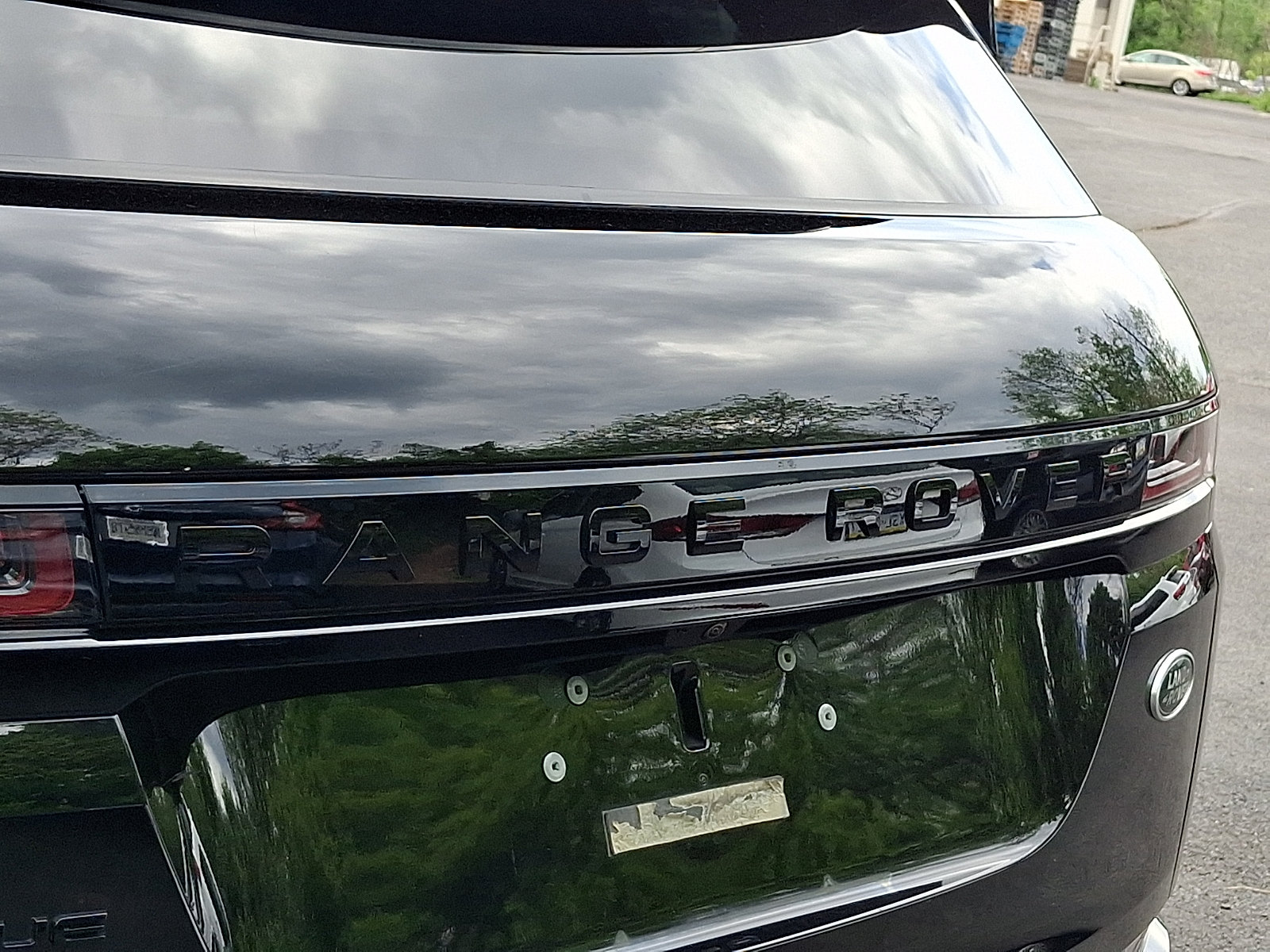 Used 2023 Land Rover Range Rover Evoque S AWD/4WD image 28