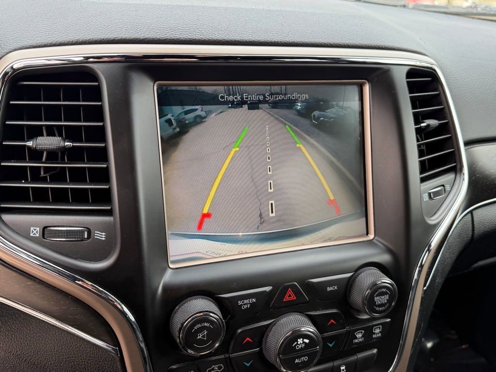 Used 2017 Jeep Grand Cherokee Limited image 20