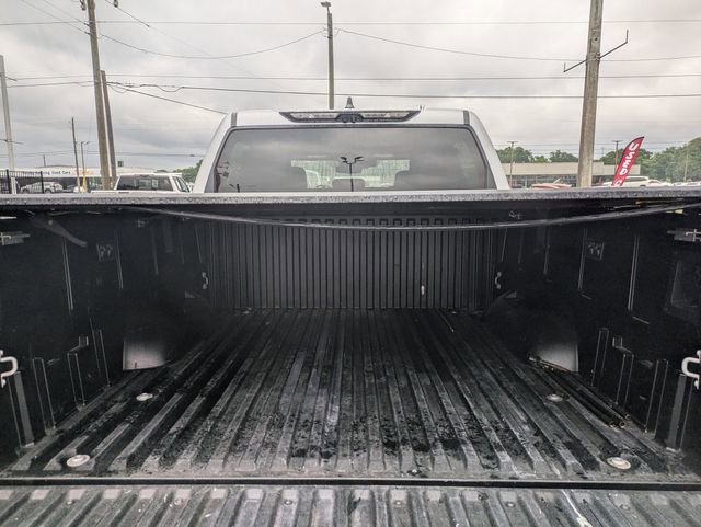Used 2024 Toyota Tundra Limited AWD/4WD image 33