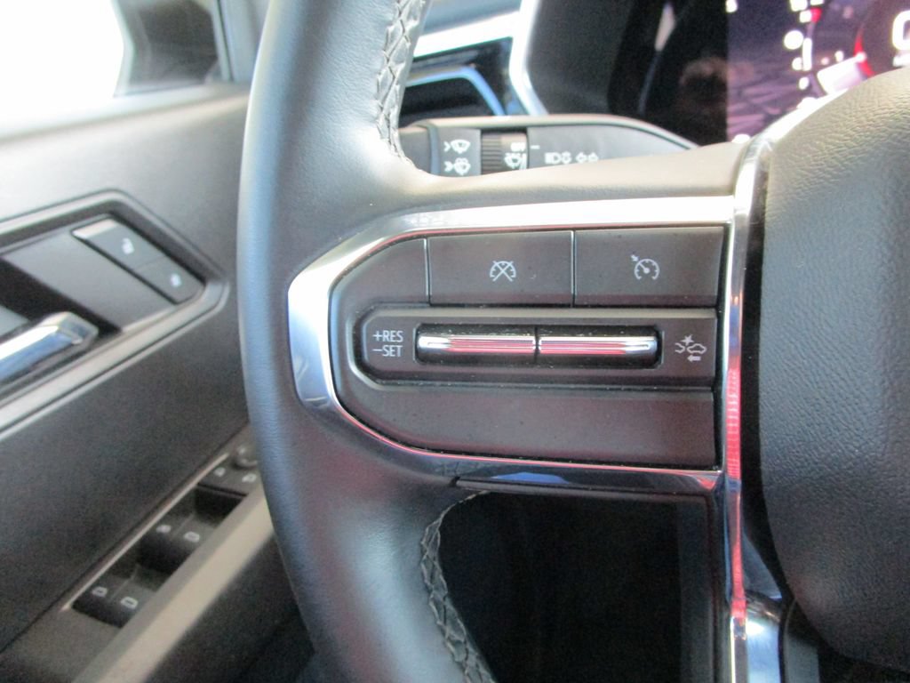 Used 2023 GMC Canyon Elevation w/ Elevation Premium Package AWD/4WD image 39