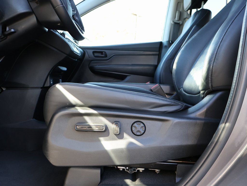 Certified 2024 Honda Odyssey EX-L image 32