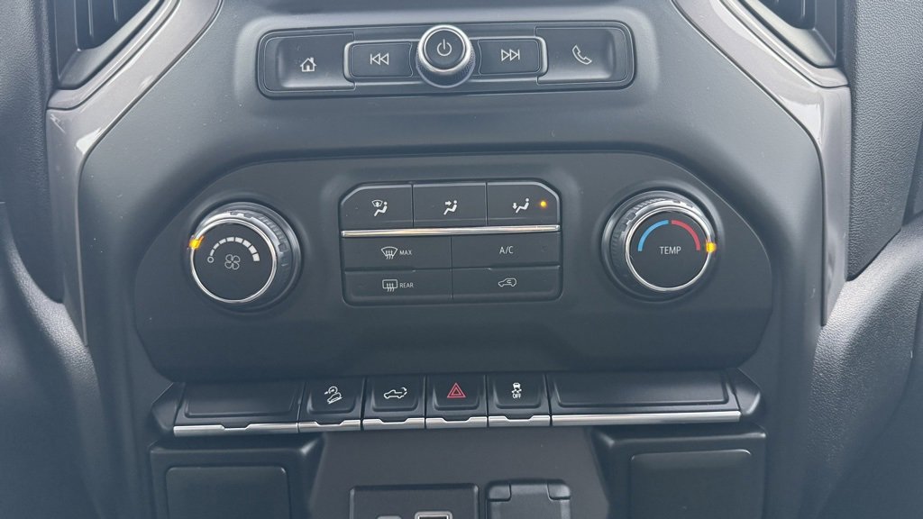 Used 2021 Chevrolet Silverado 1500 Custom Trail Boss image 25