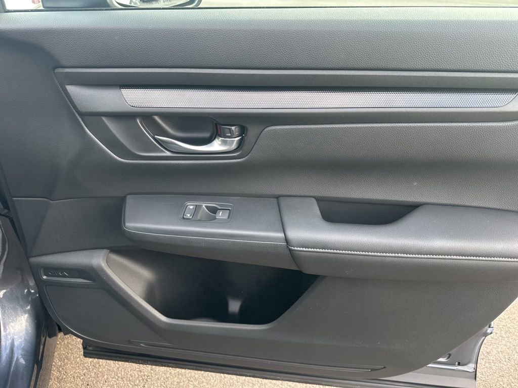 Used 2025 Honda CR-V EX image 8