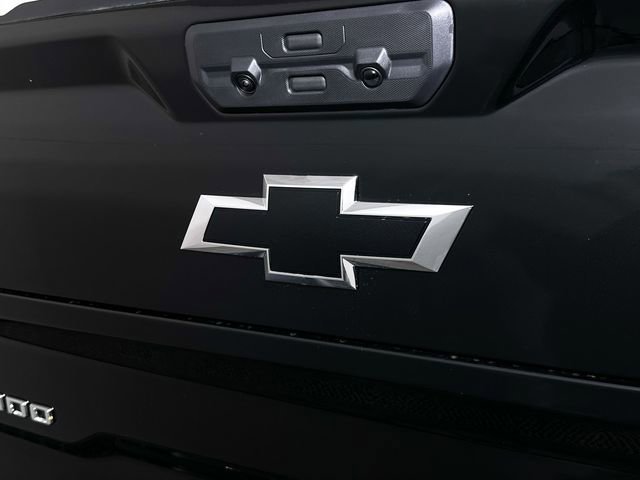 New 2026 Chevrolet Silverado 1500 ZR2 AWD/4WD image 32