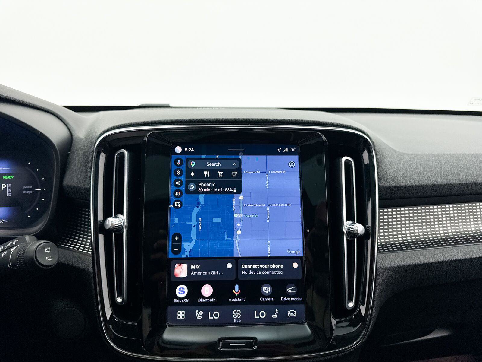 Used 2021 Volvo XC40 P8 Recharge w/ Advanced Package AWD/4WD image 5