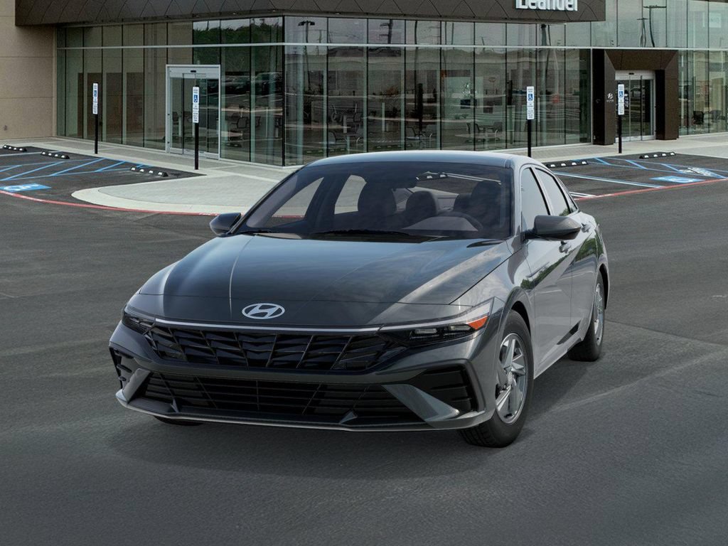 New 2026 Hyundai Elantra SE FWD image 6