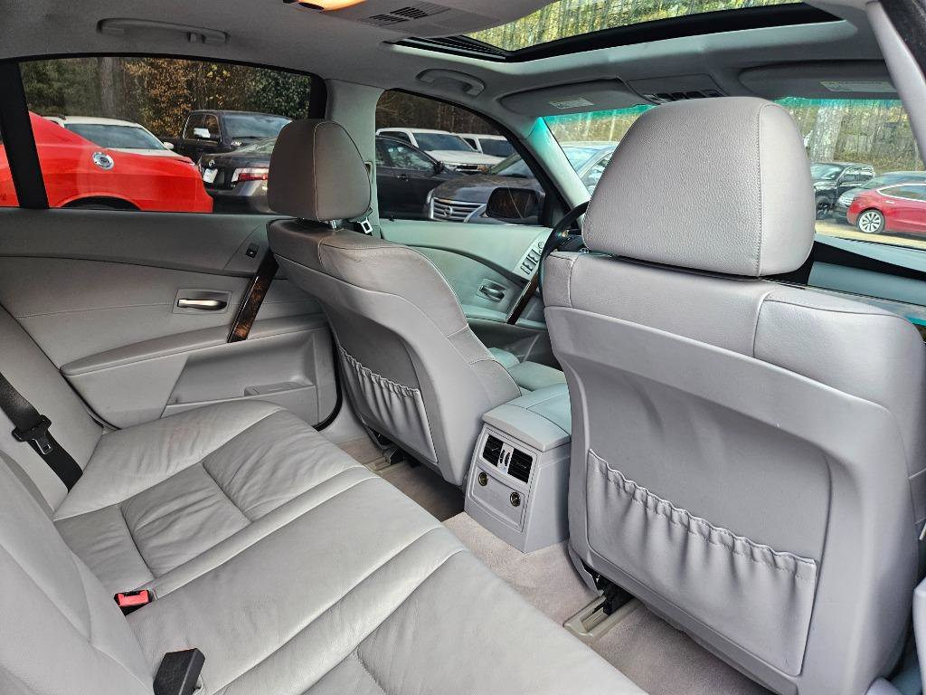 Used 2004 BMW 525i Sedan image 32