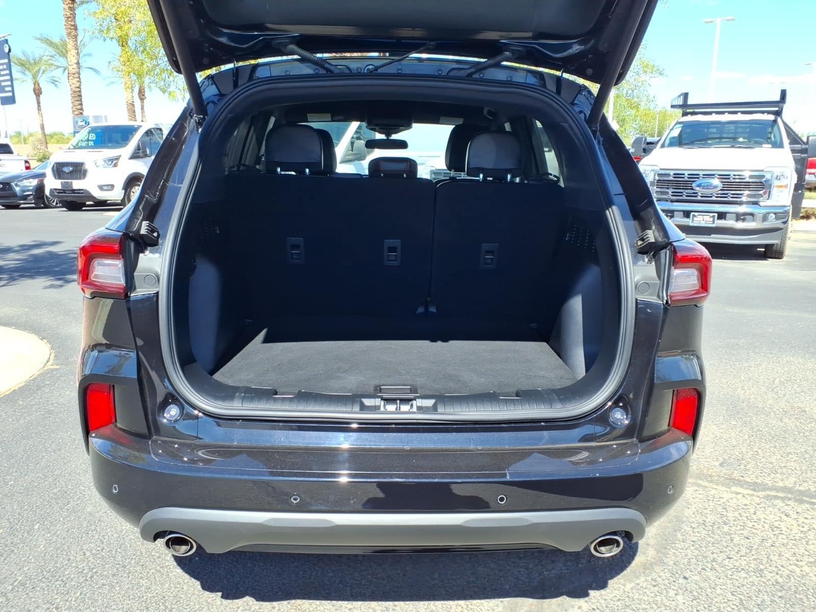Certified 2024 Ford Escape ST-Line w/ Equipment Group 301A FWD image 16