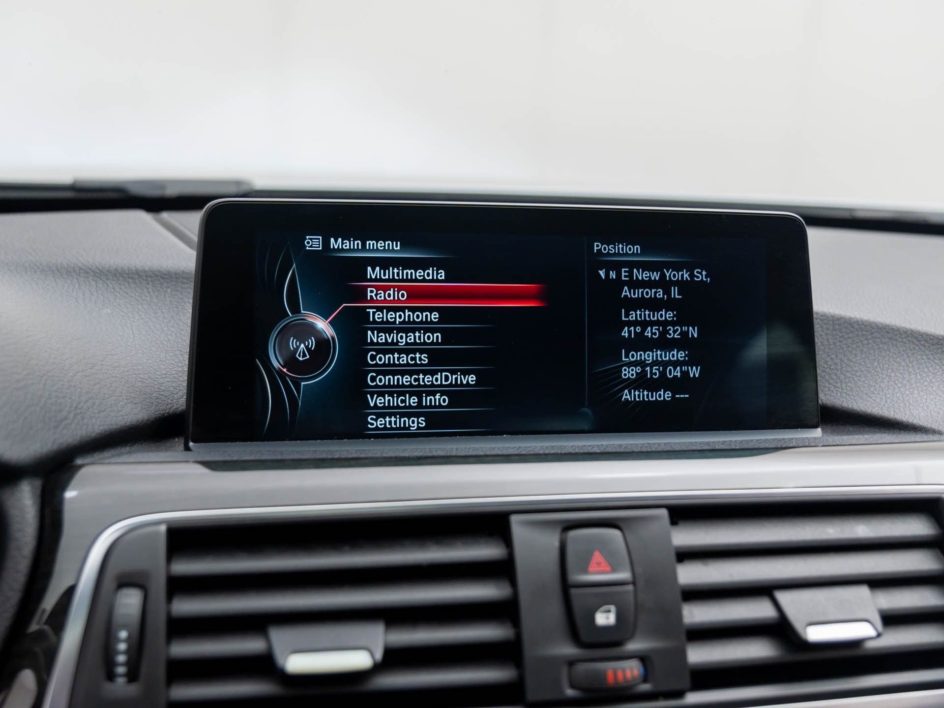 Used 2016 BMW 320i xDrive 320i xDrive image 25