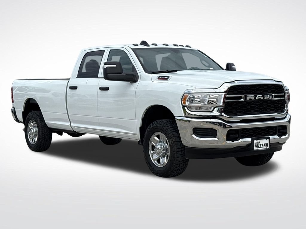 Used 2024 RAM 3500 Tradesman w/ Chrome Appearance Group AWD/4WD image 9
