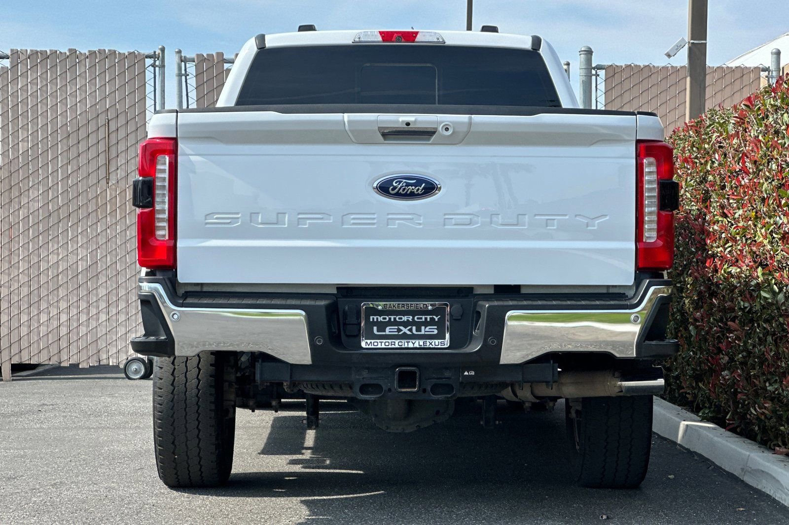 Used 2024 Ford F250 Lariat w/ Chrome Package image 5