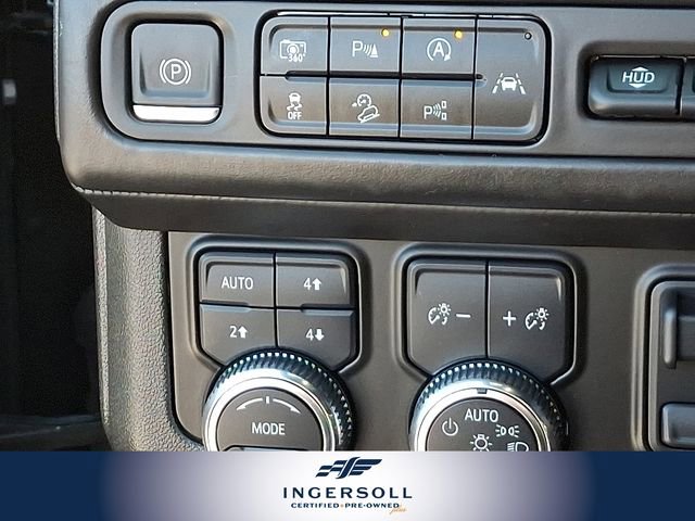 Used 2023 GMC Yukon Denali Ultimate image 11