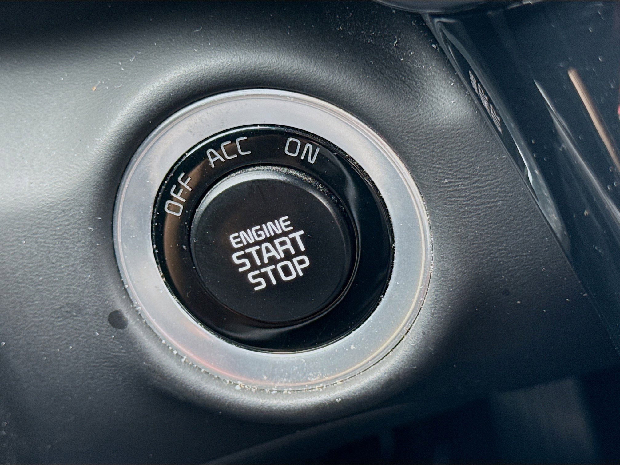 Used 2017 Kia K900 Luxury image 37