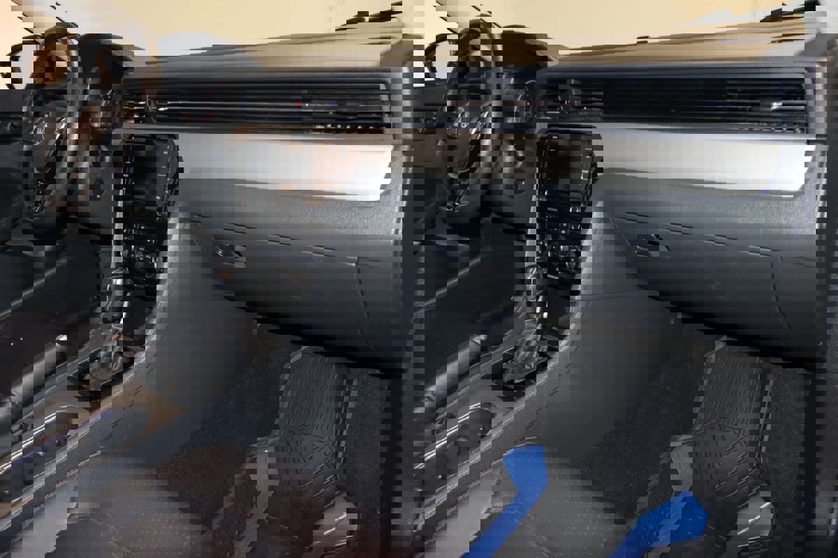 Used 2021 Volkswagen Passat 2.0T SE image 50