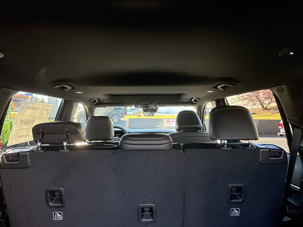 New 2025 Jeep Grand Cherokee L Altitude image 21