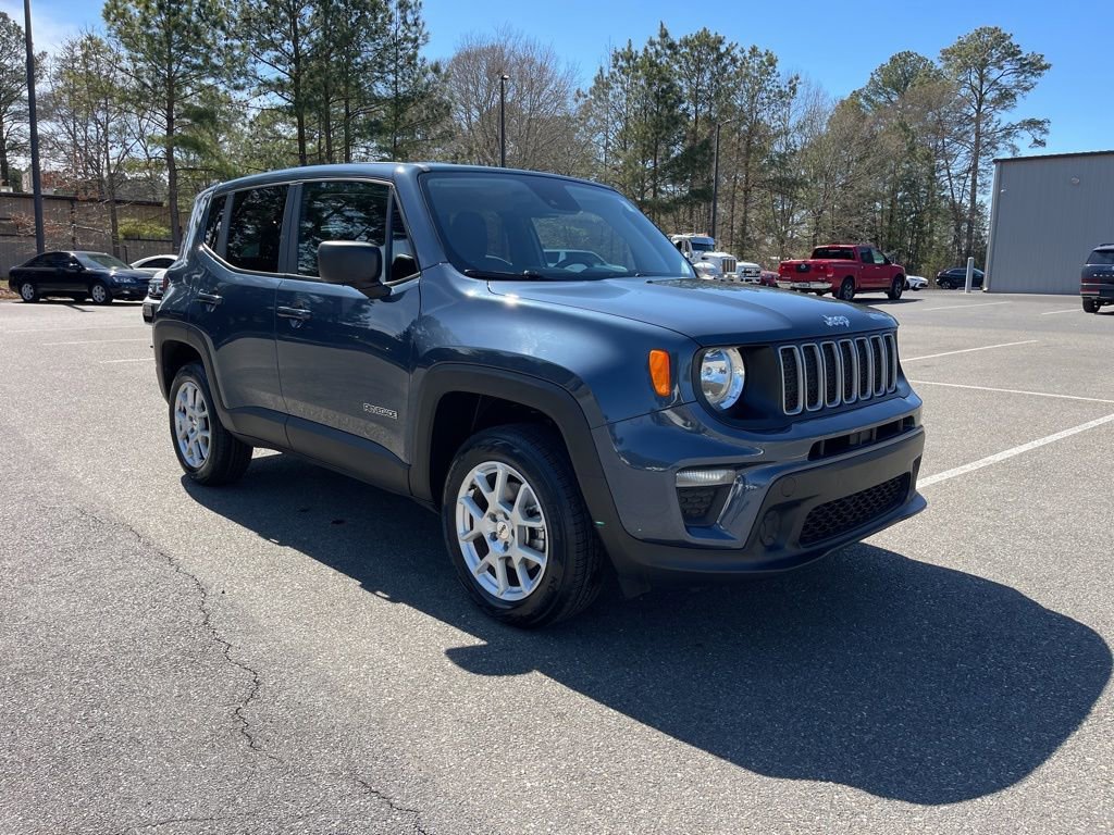 Certified 2023 Jeep Renegade Latitude image 4
