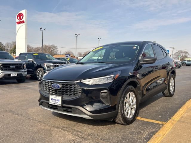 Used 2023 Ford Escape Active image 5