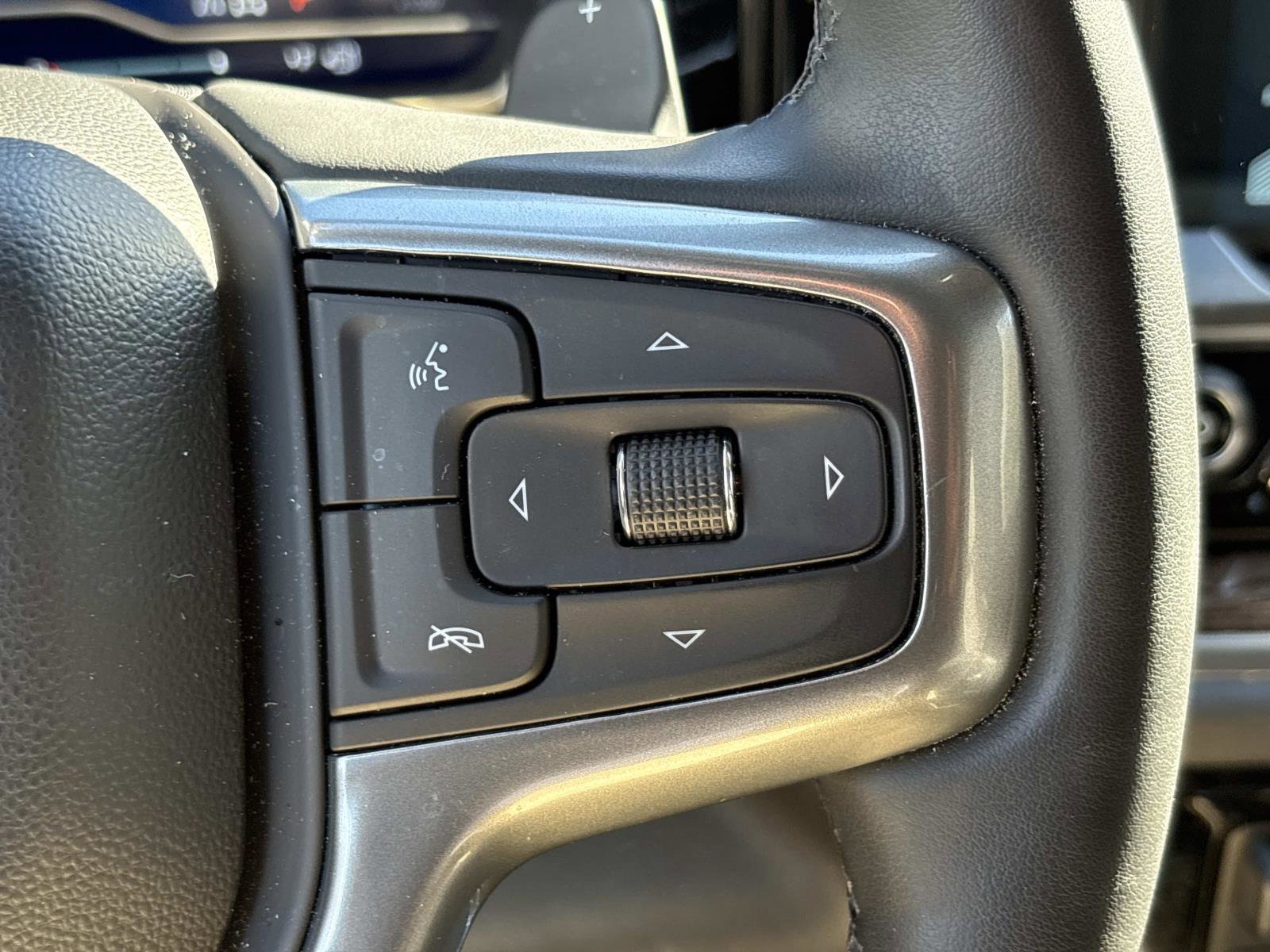 Used 2023 Chevrolet Silverado 1500 RST w/ Convenience Package II image 19