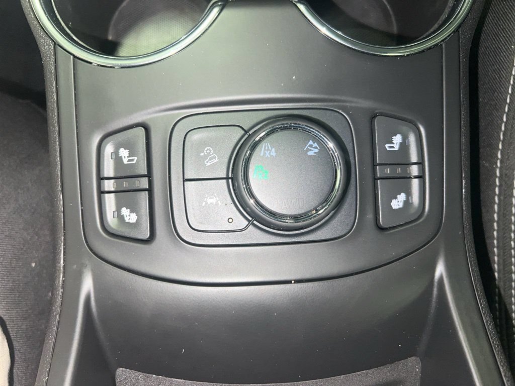Certified 2023 GMC Terrain SLE w/ Driver Convenience Package AWD/4WD image 20