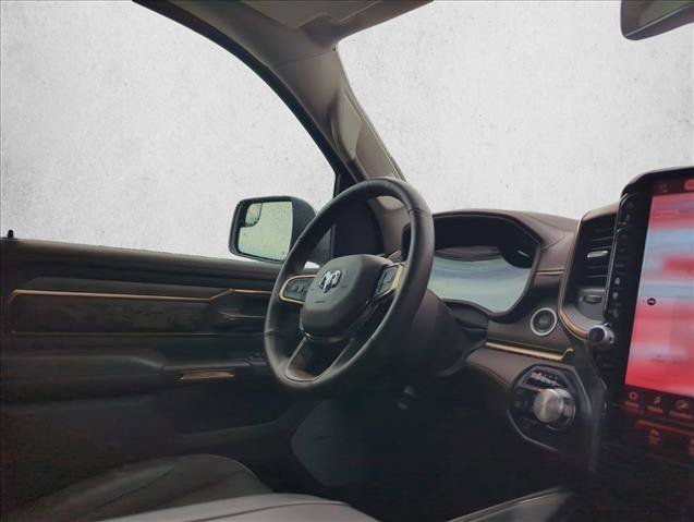 Used 2025 RAM 1500 Limited AWD/4WD image 23