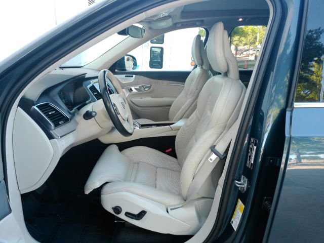 Used 2022 Volvo XC90 T8 Inscription AWD/4WD image 12