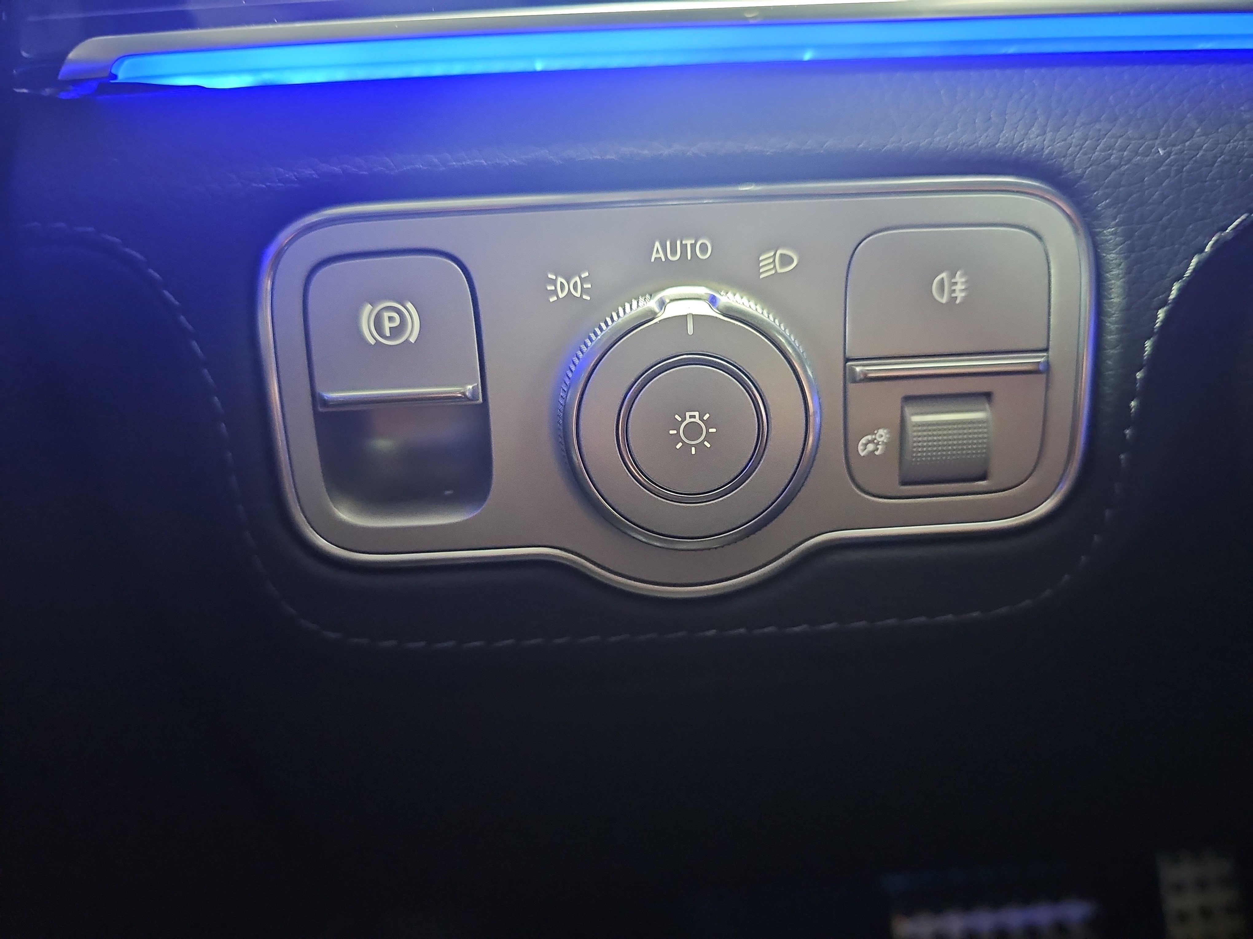 New 2026 Mercedes-Benz GLS 580 4MATIC image 28
