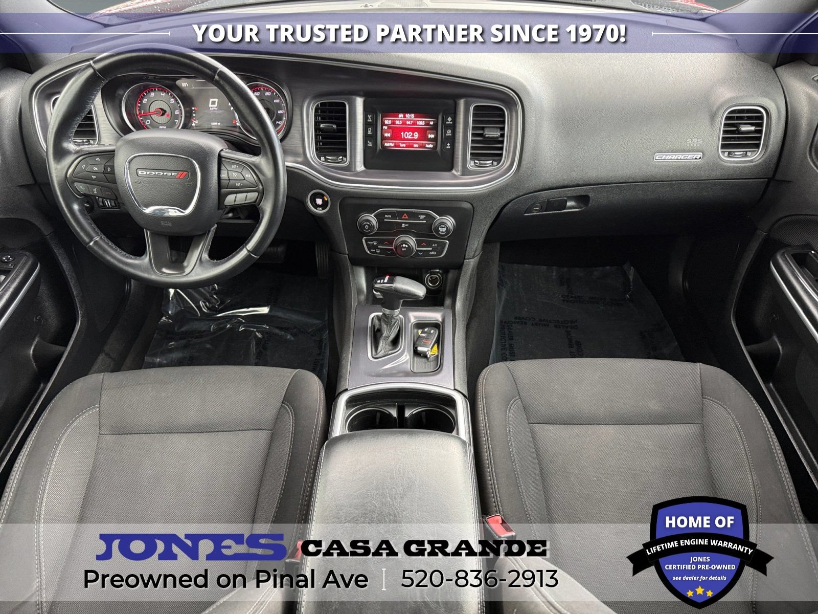 Used 2017 Dodge Charger SE RWD image 10