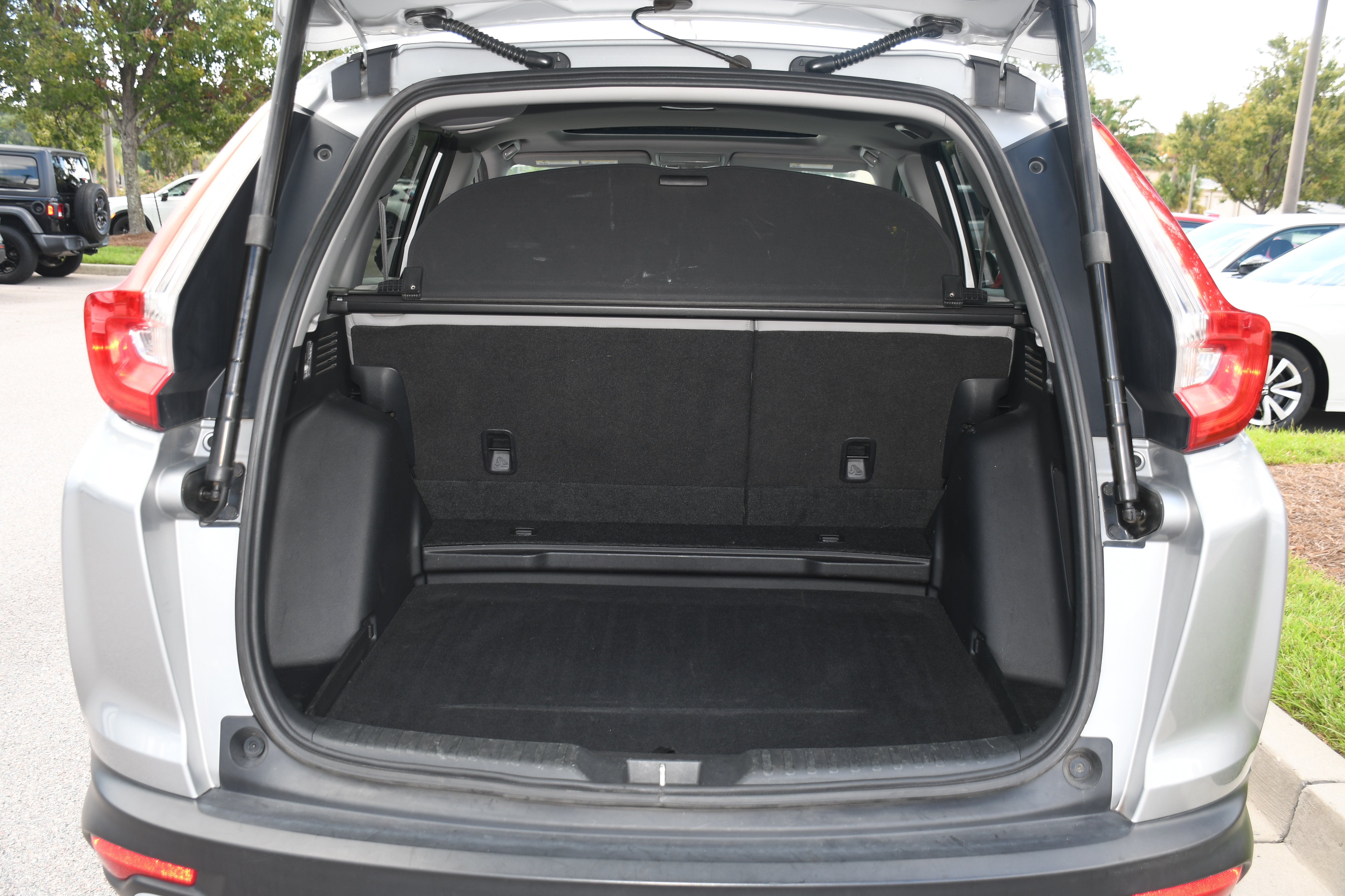 Used 2017 Honda CR-V Touring image 20