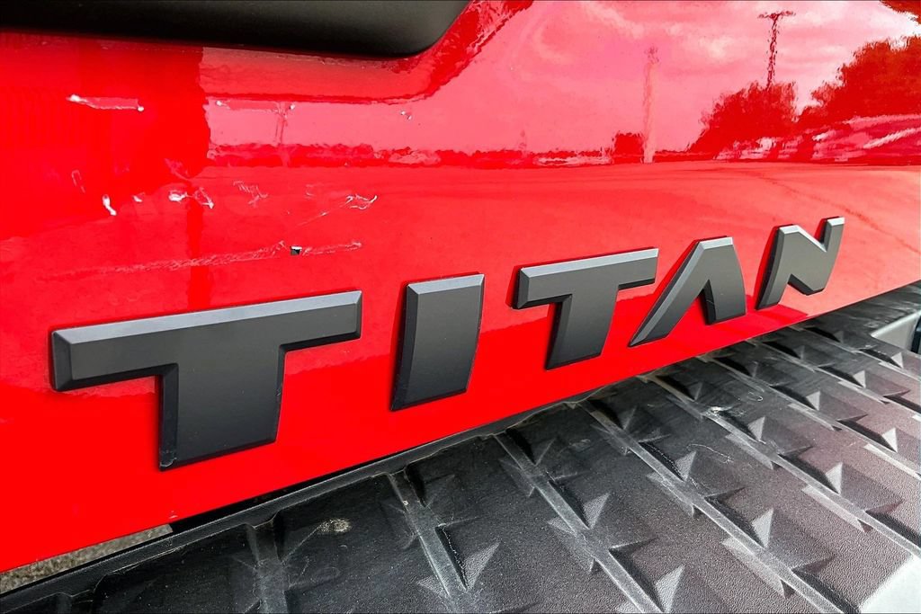 Used 2024 Nissan Titan PRO-4X w/ Pro-4x Utility Package AWD/4WD image 42