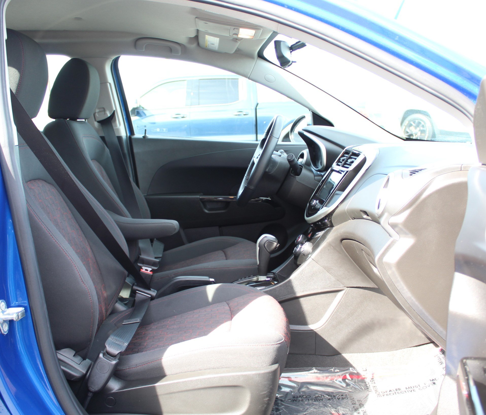 Used 2018 Chevrolet Sonic LT w/ Convenience Package FWD image 21