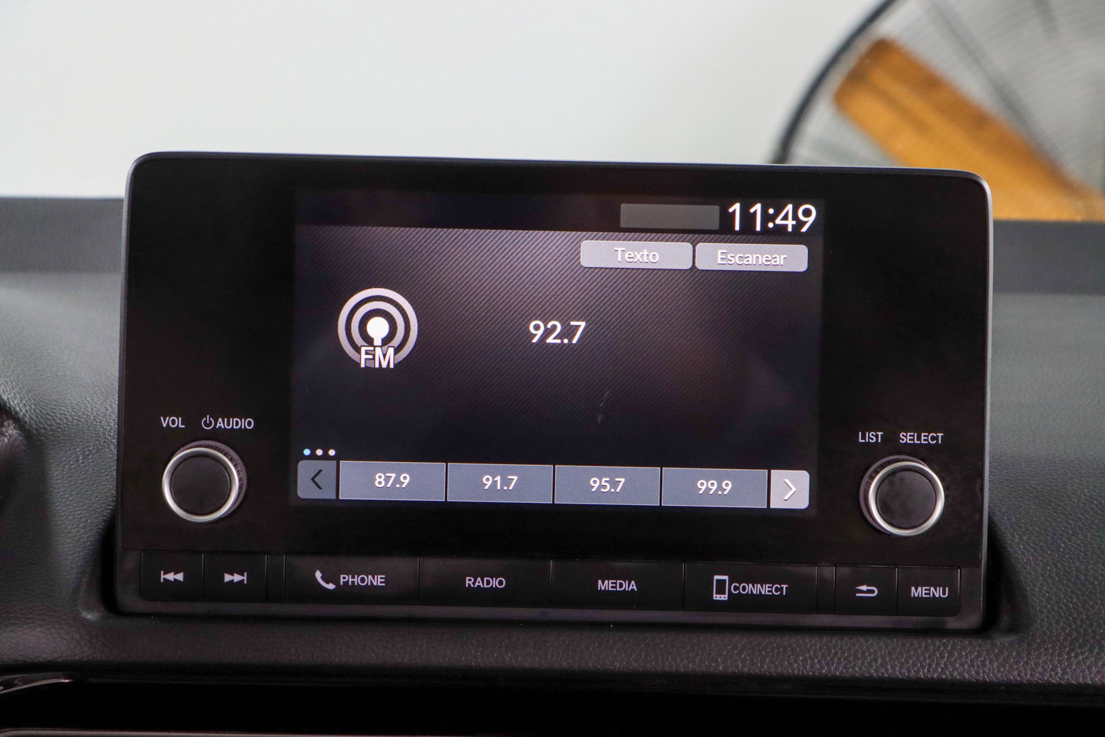 Used 2022 Honda Civic EX image 19