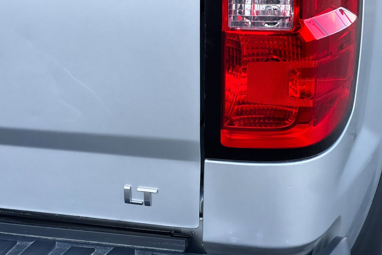 Used 2018 Chevrolet Silverado 1500 LT w/ All Star Edition image 25