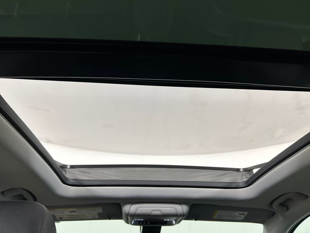 Used 2023 Chevrolet Equinox Premier image 20