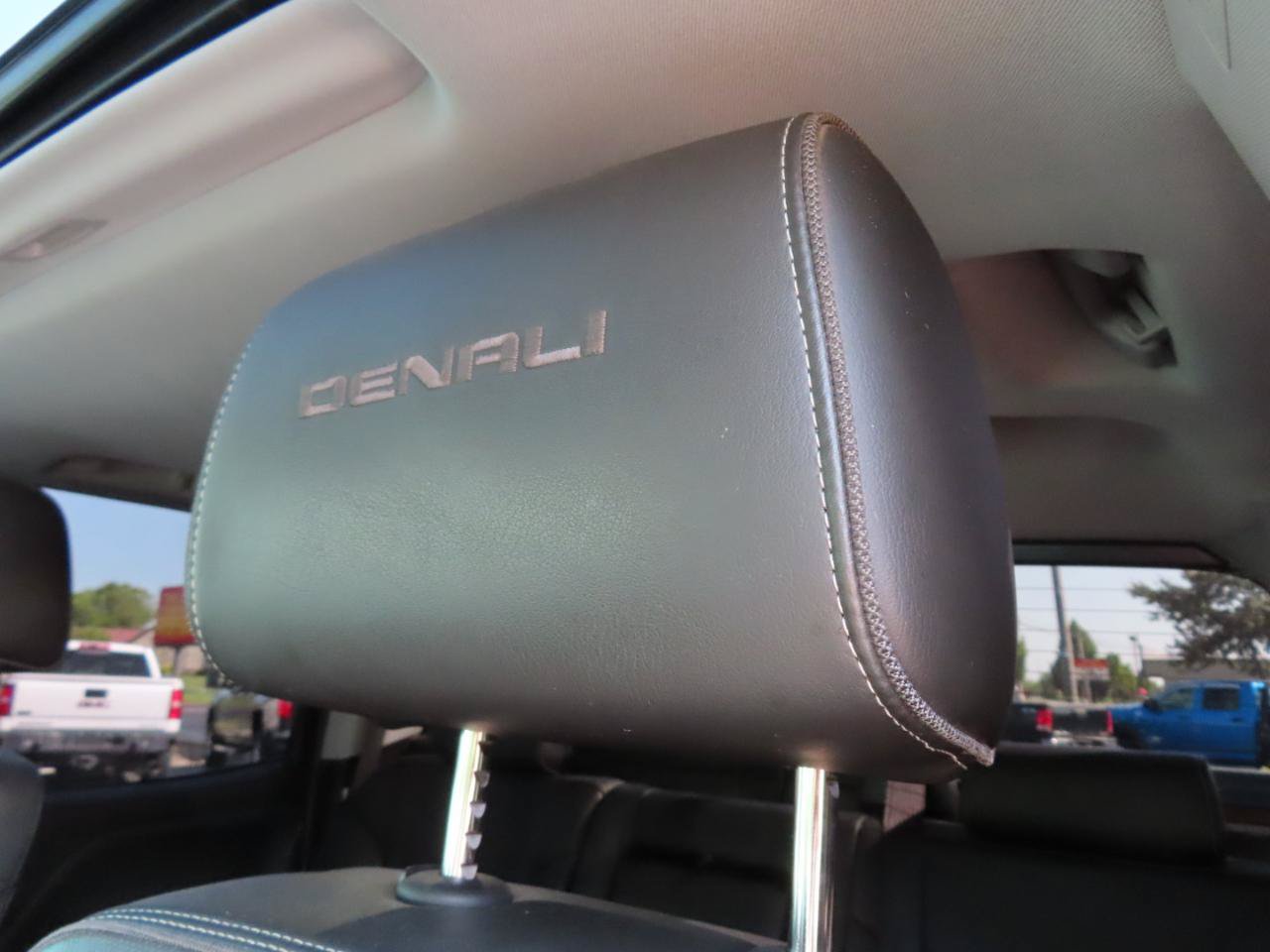 Used 2018 GMC Sierra 3500 Denali w/ Duramax Plus Package AWD/4WD image 35
