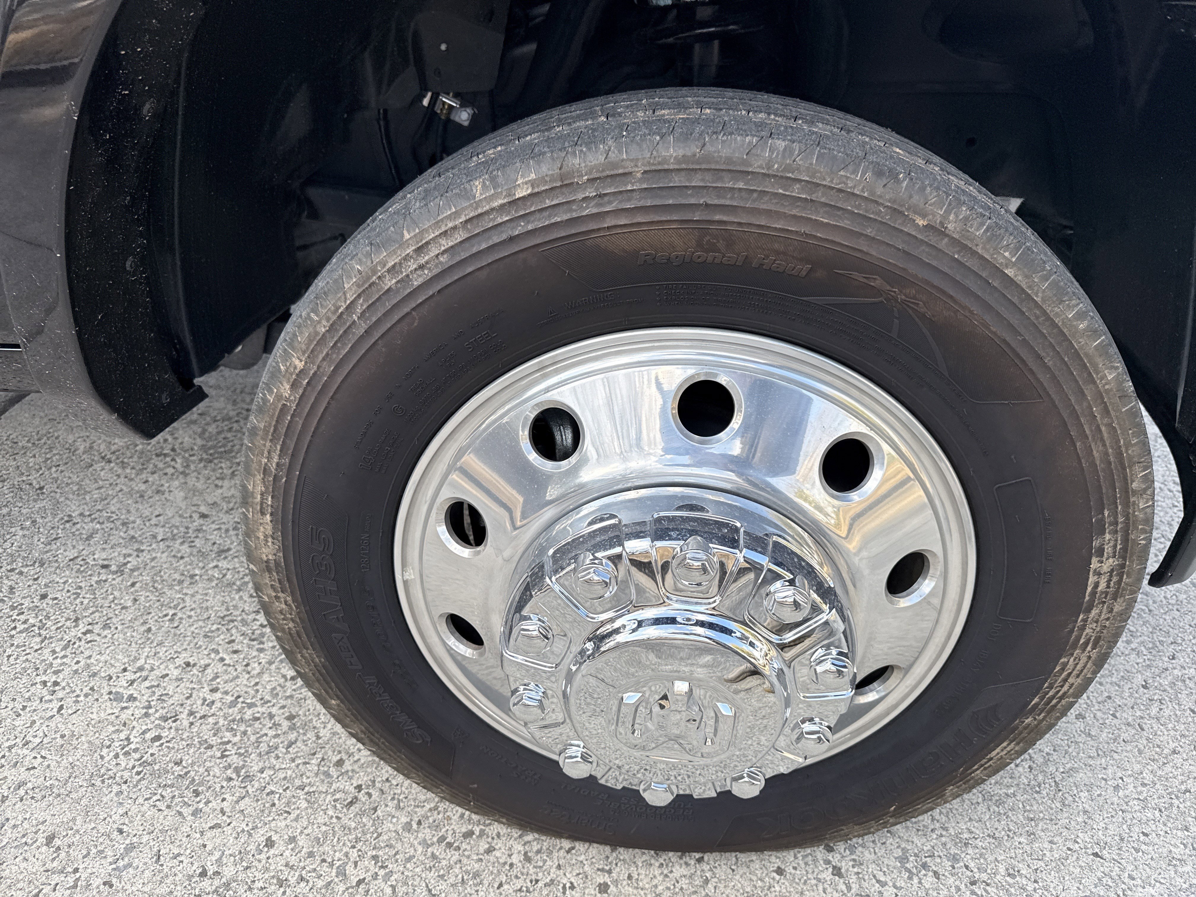 New 2024 RAM 5500 Laramie image 15