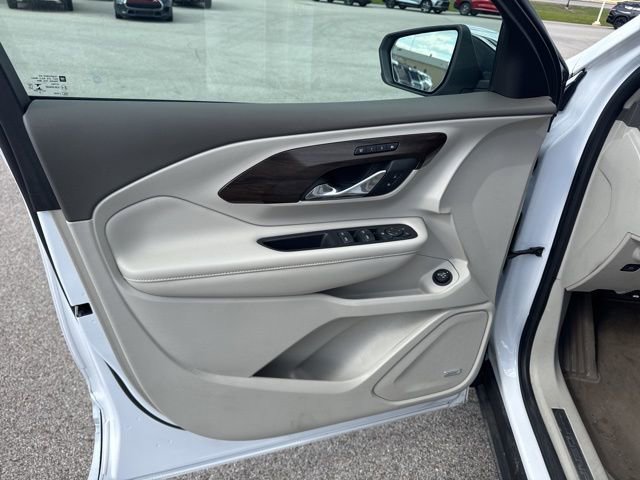 Used 2018 GMC Terrain Denali w/ Advanced Safety Package image 14